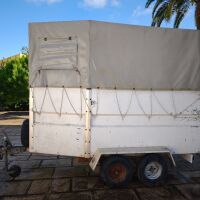 REMOLQUE DE CABALLOS