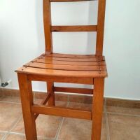 SILLAS DE MADERA