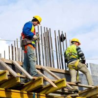 VARIOS PUESTOS DE TRABAJO EN LA CONSTRUCCIÓN