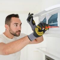PRECISAMOS INSTALADOR FONTANERÍA Y/O CLIMATIZACIÓN