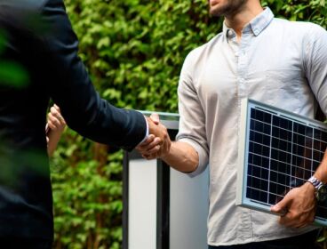 BUSCAMOS COMERCIAL SECTOR ENERGÍA Y TELECOS
