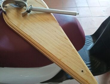 JAMONERO DE MADERA Y ACERO