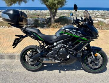 KAWASAKI VERSYS 650