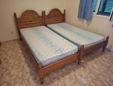 2 SOMIERES DE MADERA