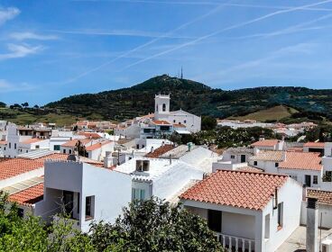 HABITACIONES EN ES MERCADAL 