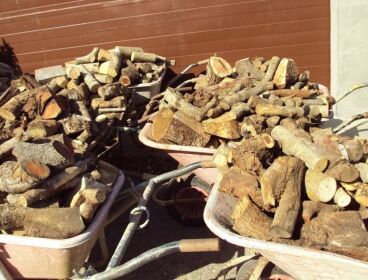 LEÑA PARA CHIMENEAS Y BARBACOAS 