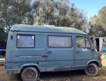 MERCEDES 207 AUTOCARAVANA