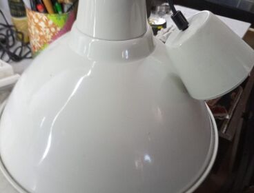 LÁMPARA DE ALUMINIO