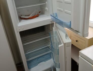 NEVERA DE GAS BUTANO/ELECTRICIDAD