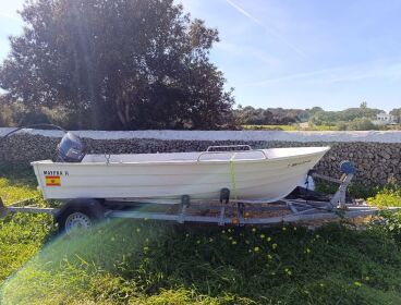 BARCA DE 3'5M MOTOR 2T 25CV I REMOLC