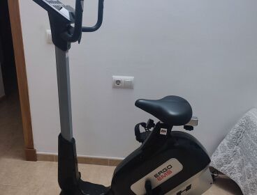 BICICLETA ESTÁTICA 