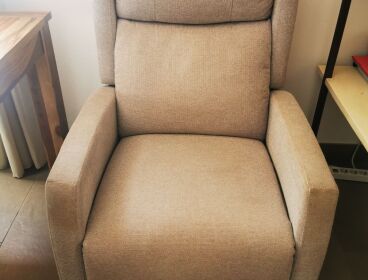 SILLÓN RECLINABLE ELECTRICO